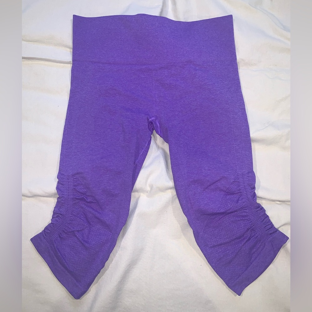 Lululemon Ebb to Flow Crop 21 inch- purple